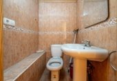 32m² commercial premises for sale in Granada, in the area of Los Vergeles, Calle Andrea Navagiero photo