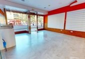 Local comercial en venta con 40m² en Córdoba, Calle de María Montessori foto