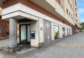 Local comercial en venta con 122m² en Motril, Calle Carrizo foto