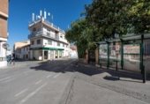 305m² commercial premises for sale in Gójar, Calle San Luis photo