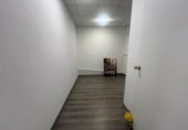 83m² salon de coiffure pour vente à Sabadell, Carrer de Folch i Torres photo