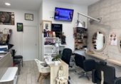 48m² salon de coiffure pour vente à Oviède, dans le quartier de La Corredoria photo