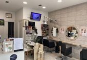 48m² salon de coiffure pour vente à Oviède, dans le quartier de La Corredoria photo
