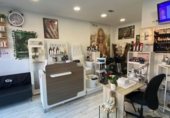 48m² salon de coiffure pour vente à Oviède, dans le quartier de La Corredoria photo