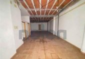 87m² commercial premises for sale in Canovelles, Carrer Sant Jordi photo