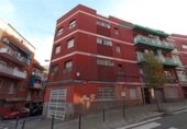 10m² commercial premises for sale in Santa Coloma de Gramenet, Carrer d'Irlanda photo