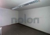 157m² locaux commerciaux pour vente à Manresa, dans le quartier de Place Catalogne - Saldes, Carrer Bruc photo