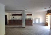123m² commercial premises for sale in Sant Andreu de la Barca, in the area of Pla de l'Estació, Carrer de la Mare de Déu del Carme photo
