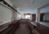 123m² commercial premises for sale in Sant Andreu de la Barca, in the area of Pla de l'Estació, Carrer de la Mare de Déu del Carme photo