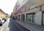 Local comercial en venta con 260m² en Montcada i Reixac, Carrer de la Bateria foto