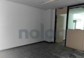 Local comercial en venta con 260m² en Montcada i Reixac, Carrer de la Bateria foto