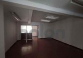 Local comercial
en venda
amb 90m² a Santa Perpètua de Mogoda, Carrer Vidal Barraquer foto
