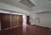 Local comercial
en venda
amb 90m² a Santa Perpètua de Mogoda, Carrer Vidal Barraquer foto