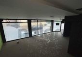 129m² locaux commerciaux pour vente à Manresa, dans le quartier de Sagrada Família, Carrer de la Maria Aurèlia Capmany photo