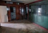 179m² commercial premises for sale in Mollet del Vallès, Carrer Dos de Maig photo