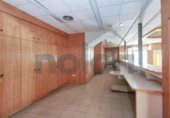 Local comercial en venta con 187m² en Vilafranca del Penedès, Plaça de Jaume I foto