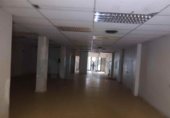 Local comercial en venta con 213m² en Santa Coloma de Gramenet, Avinguda del Puig-Castellar foto