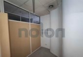 Local comercial en venta con 130m² en Sant Celoni, Carrer de Santa Rosa foto