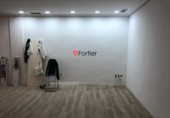 Local comercial en alquiler con 150m² en Jaén foto