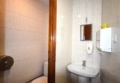 151m² restaurant for sale in Madrid, in the area of Berruguete, Calle de Berruguete photo