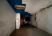 105m² locaux commerciaux pour vente à Barcelone, Carrer de Sant Lluís photo
