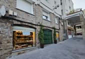 Local comercial
en venda
amb 150m² a Santiago de Compostel·la, Ensanche foto