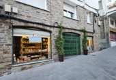 Local comercial
en venda
amb 150m² a Santiago de Compostel·la, Ensanche foto