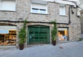 Local comercial
en venda
amb 150m² a Santiago de Compostel·la, Ensanche foto