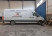 570m² warehouse industrial for sale in Loja, Calle Vistahermosa photo
