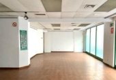 Local comercial
en venda
amb 123m² a Vilanova i la Geltrú, a la zona de Masia Nova, Passatge del Garraf foto
