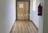 272m² bureau pour location à Albacete photo