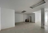 Local comercial en venta con 802m² en Coria del Río, Calle Alcalde Luis Ramírez Palma foto