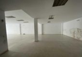 Local comercial en venta con 802m² en Coria del Río, Calle Alcalde Luis Ramírez Palma foto