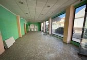 Local comercial en venta con 107m² en Huétor Tájar, Calle Pío XII foto