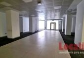 Local comercial
en venda
amb 617m² a Torrelavega, Calle Ruiz Tagle foto