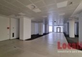 Local comercial
en venda
amb 617m² a Torrelavega, Calle Ruiz Tagle foto