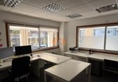 80m² office for sale in Vigo, in the area of Navia photo