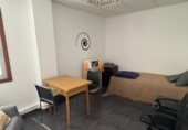 80m² office for sale in Vigo, in the area of Navia photo