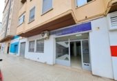 Local comercial en venta con 167m² en Alcira, Avenida Vicent Vidal foto