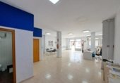Local comercial en venta con 167m² en Alcira, Avenida Vicent Vidal foto