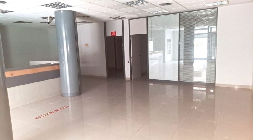 Local comercial