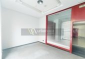 143m² offices for sale in Logroño photo