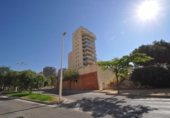 Local comercial en venta con 110m² en Calpe, Avenida Masnou foto
