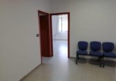 130m² commercial premises for sale in Bigastro, Calle San Joaquín photo