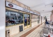 154m² cafétéria pour vente à Grenade, dans le quartier de Villarejo, Carretera de Málaga photo