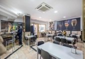 154m² cafétéria pour vente à Grenade, dans le quartier de Villarejo, Carretera de Málaga photo