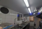 130m² locaux commerciaux pour vente à Cáceres, dans le quartier de Eaux Vives, Calle Encinilla photo