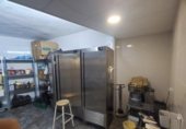 130m² locaux commerciaux pour vente à Cáceres, dans le quartier de Eaux Vives, Calle Encinilla photo