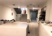 303m² commercial premises for sale in Guardamar del Segura, Calle Ausiás March photo