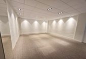 303m² commercial premises for sale in Guardamar del Segura, Calle Ausiás March photo